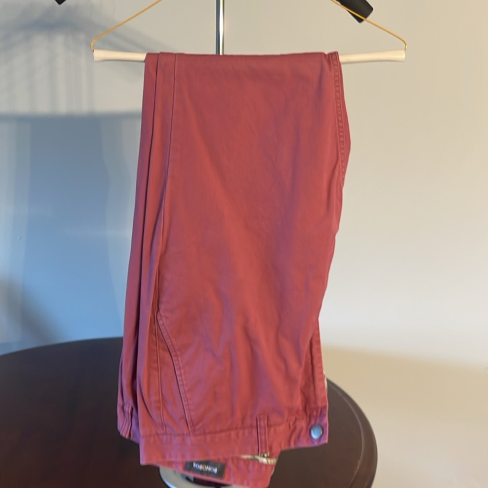 Bonobos Stretch Chinos ( Fuchsia)